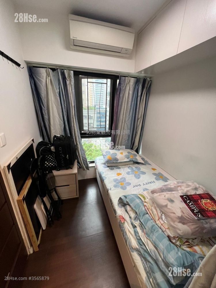 View Villa Sell 394 ft²