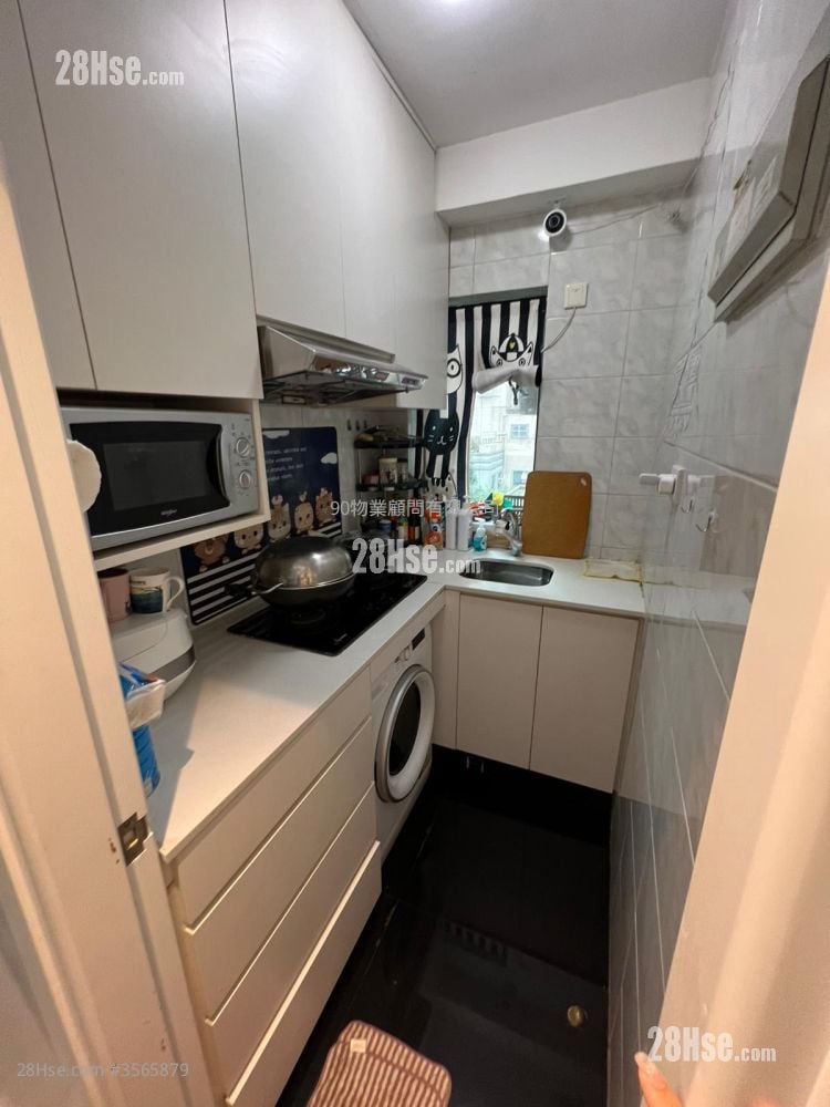 View Villa Sell 394 ft²