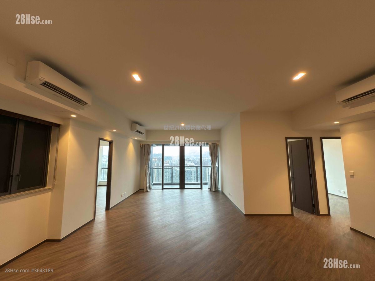 Cullinan Sky Sell 4 Bedrooms , 3 Bathrooms 1,993 ft²