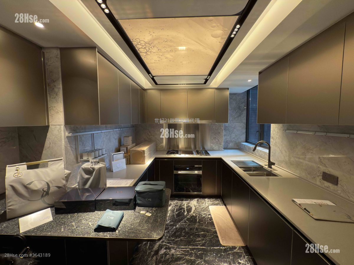 Cullinan Sky Sell 4 Bedrooms , 3 Bathrooms 1,993 ft²