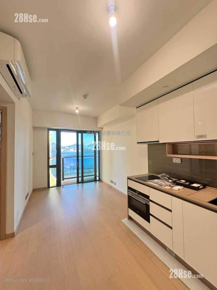 K. Summit Rental 2 Bedrooms , 1 Bathroom 451 ft²