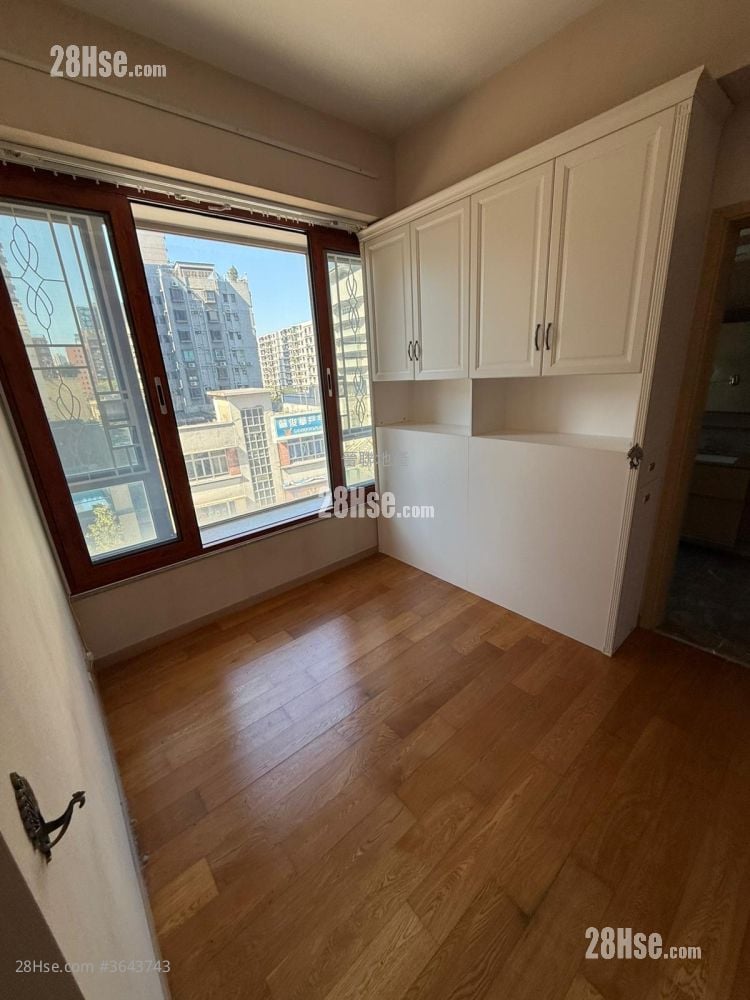 8 Lasalle Rental 1,023 ft²