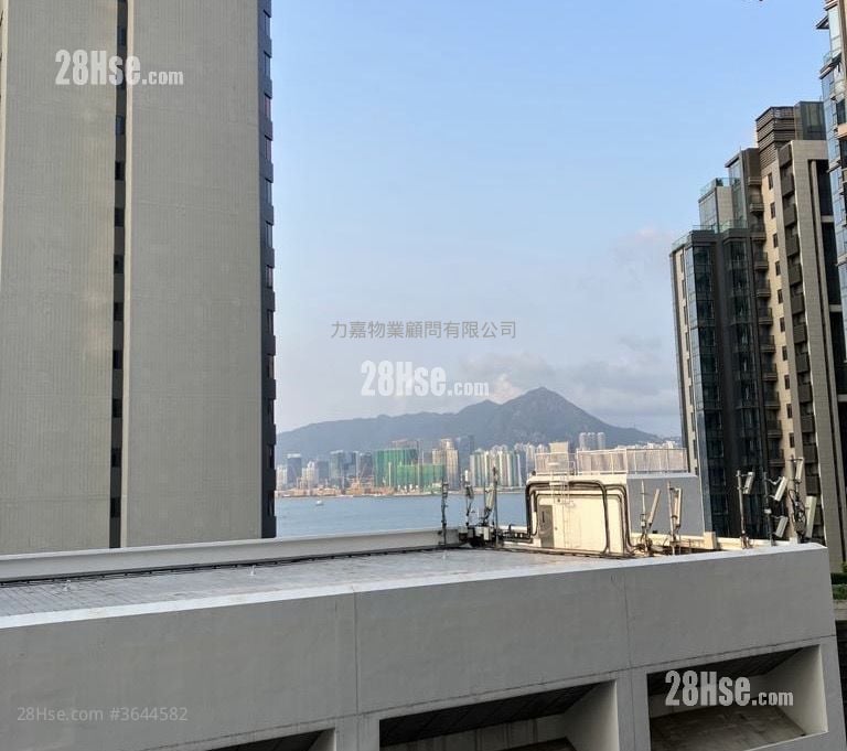 The Java Sell 2 Bedrooms , 1 Bathroom 344 ft²