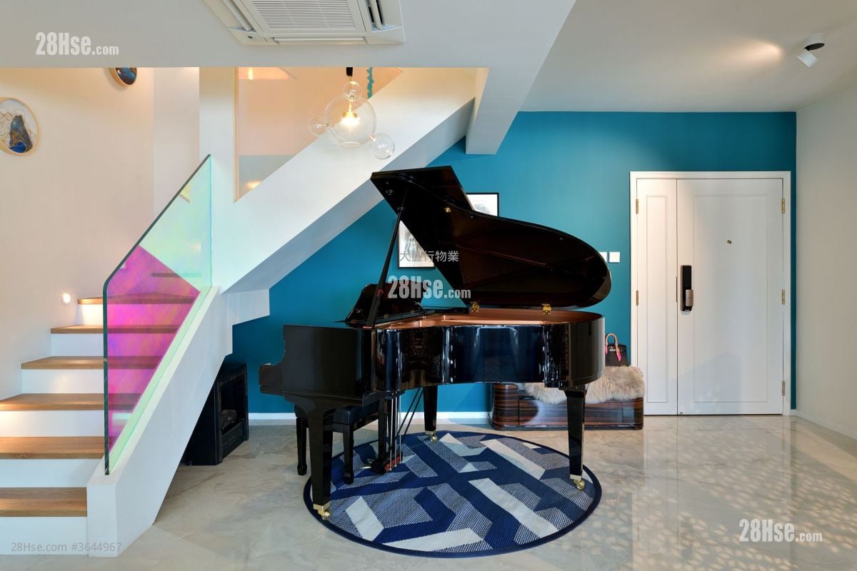 King's Park Villa Sell 4 Bedrooms 1,812 ft²