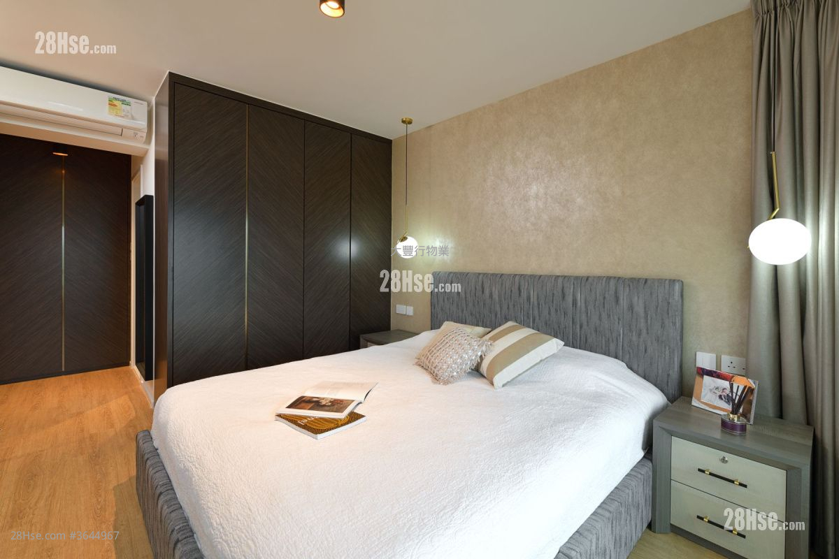 King's Park Villa Sell 4 Bedrooms 1,812 ft²