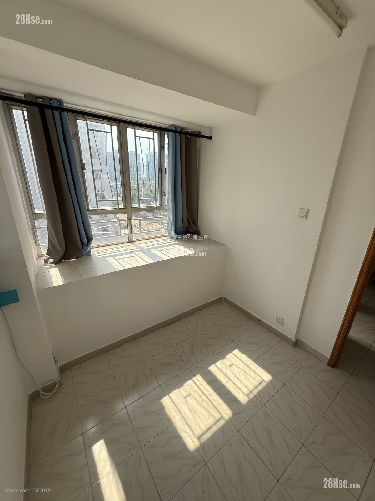 Ho Wang Building Rental 2 Bedrooms , 1 Bathroom 281 ft²