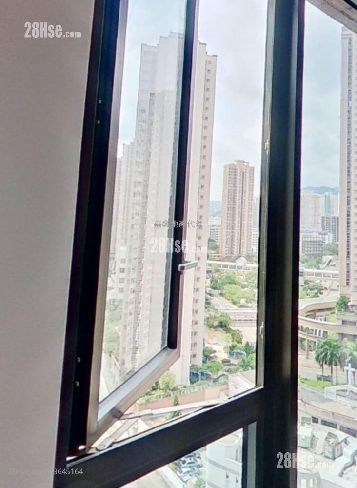 The.met.blossom Sell Studio , 1 Bathroom 223 ft²