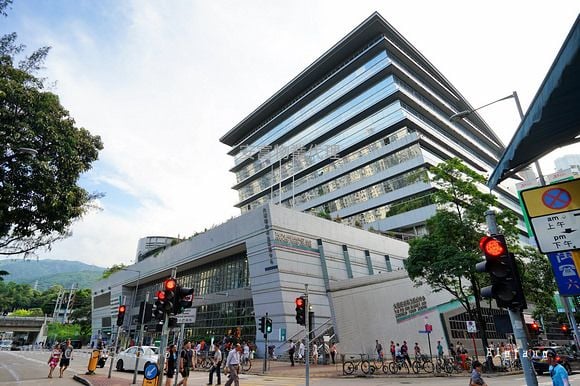 单幢楼房 售盘 352 平方尺