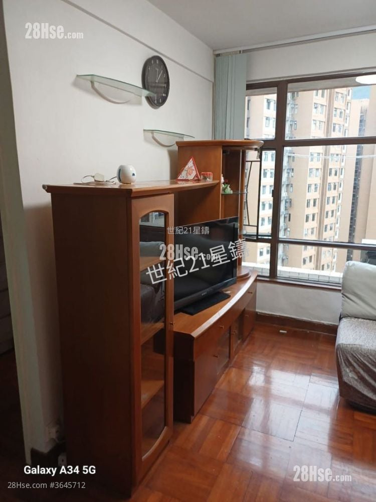 Pokfulam Gardens Sell 2 Bedrooms , 1 Bathroom 466 ft²