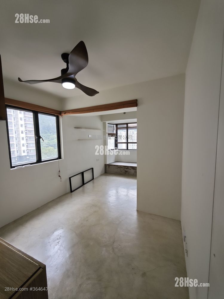 Come On Building Sell 1 Bedroom , 1 Bathroom 326 ft²