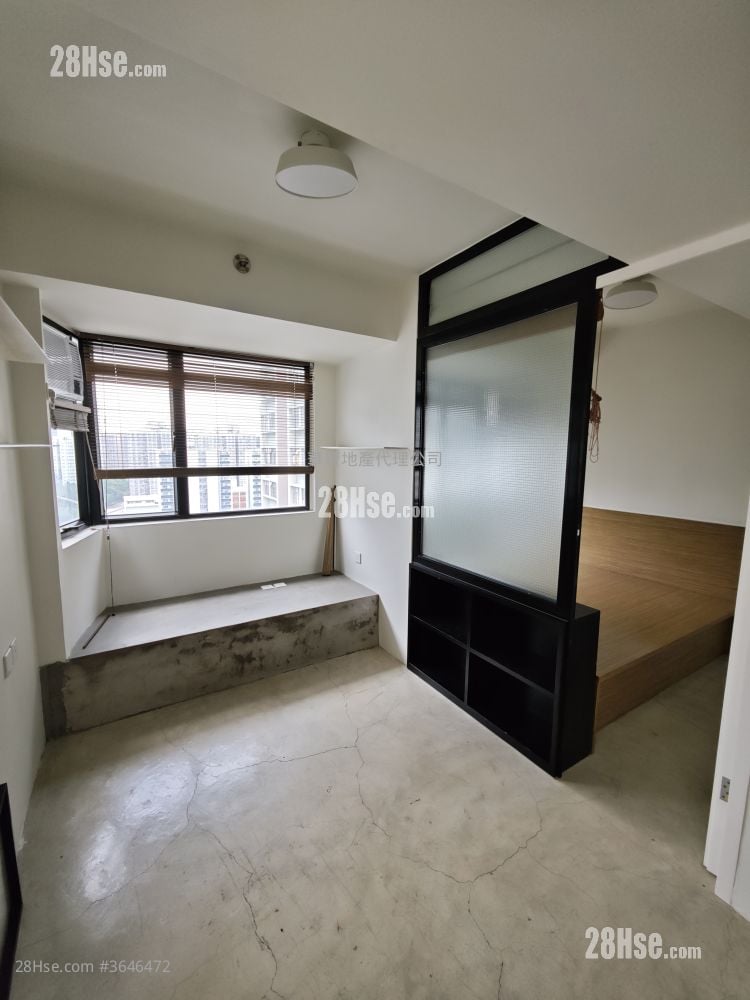 Come On Building Sell 1 Bedroom , 1 Bathroom 326 ft²