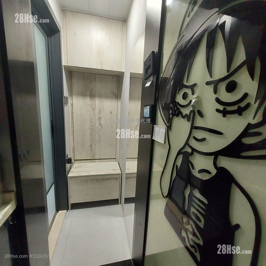 Hong Lam Court Sell 2 Bedrooms , 1 Bathroom 401 ft²