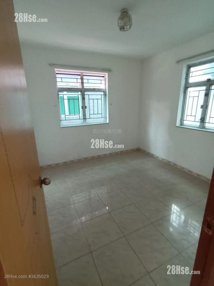 村屋 租盘 3 房 , 1 浴室 680 平方尺