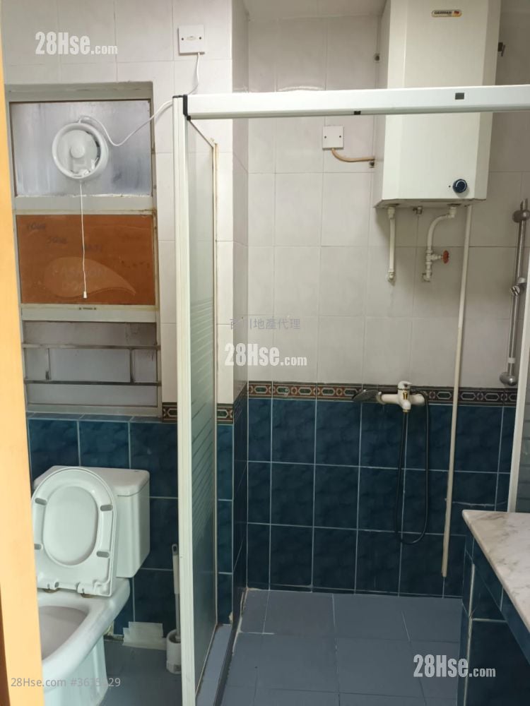 村屋 租盘 3 房 , 1 浴室 680 平方尺