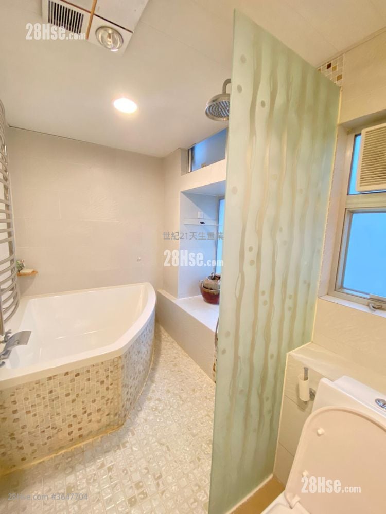 香港黄金海岸 租盘 4 房 , 2 浴室 1,052 平方尺