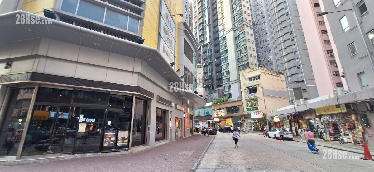 Paradise Square Sell 3 Bedrooms , 1 Bathroom