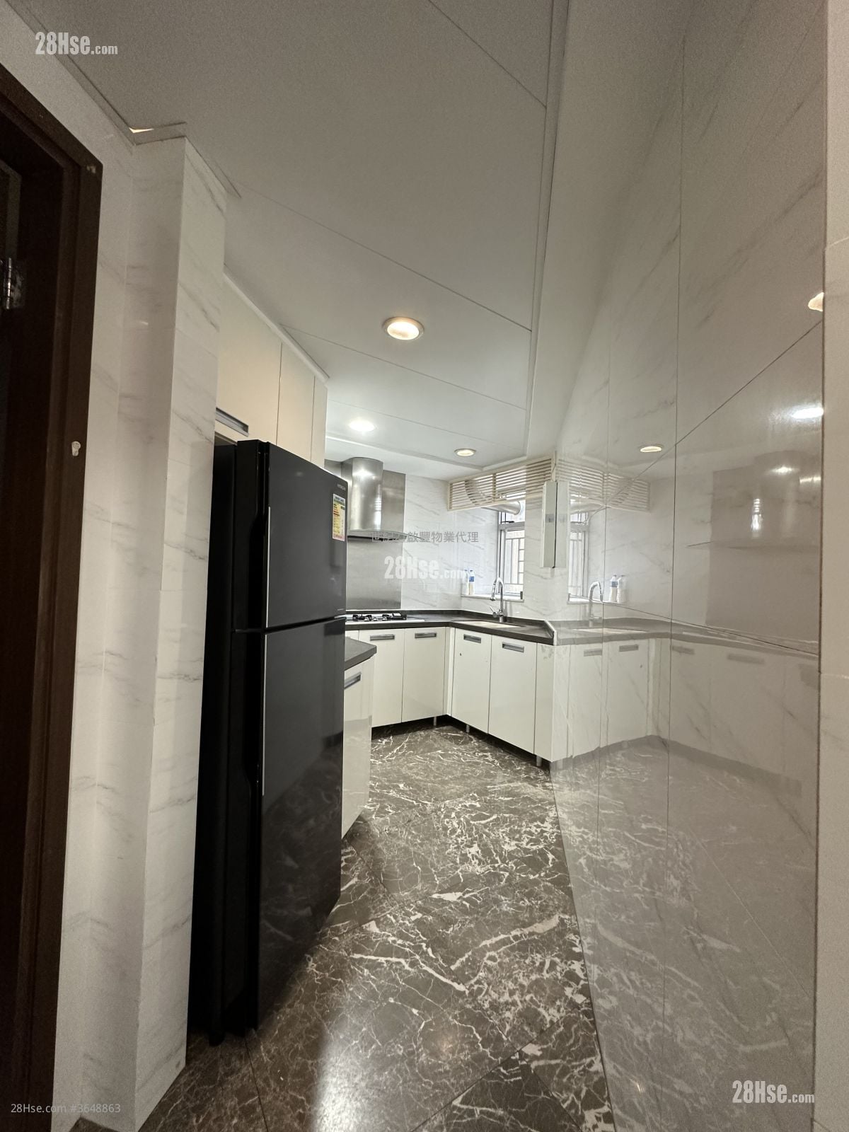 豪门 售盘 3 房 , 2 浴室 870 平方尺