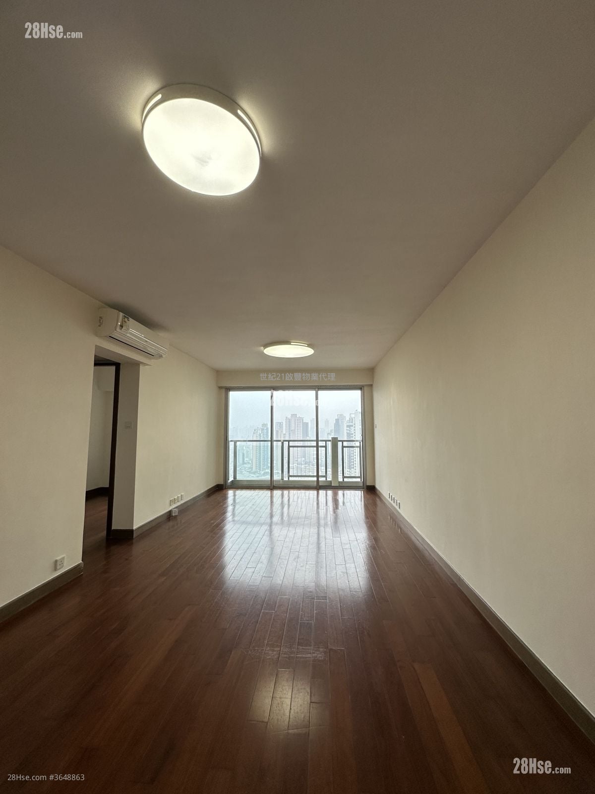 豪门 售盘 3 房 , 2 浴室 870 平方尺