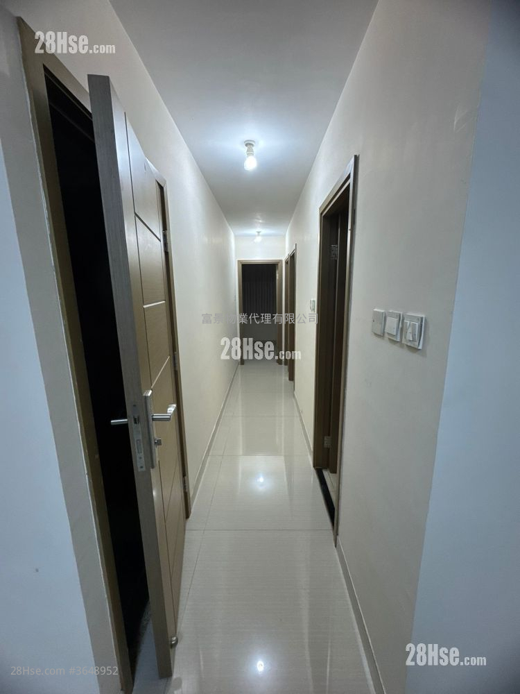 Tsing Chuen Wai Rental 3 Bedrooms , 2 Bathrooms 653 ft²