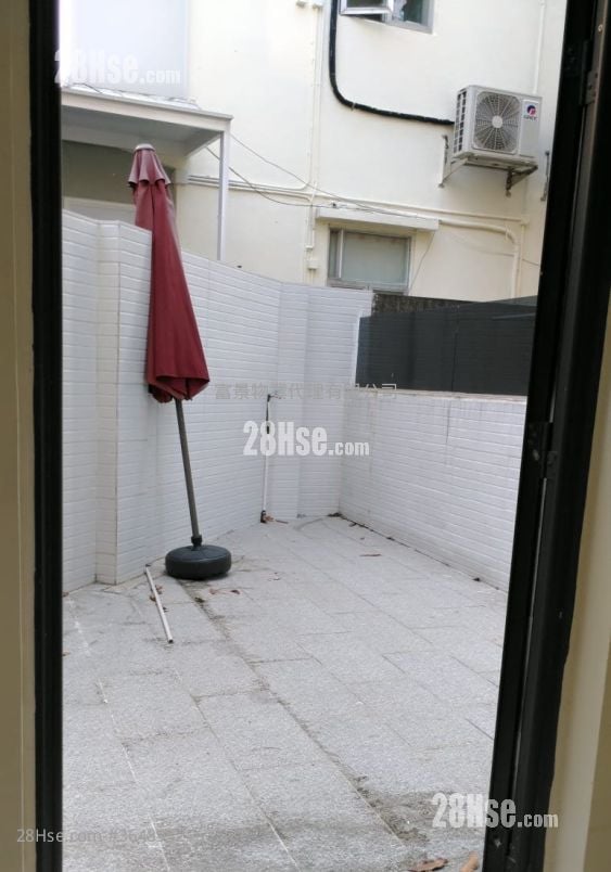Tsing Chuen Wai Rental 3 Bedrooms , 2 Bathrooms 653 ft²