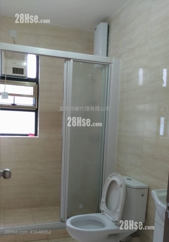 Tsing Chuen Wai Rental 3 Bedrooms , 2 Bathrooms 653 ft²