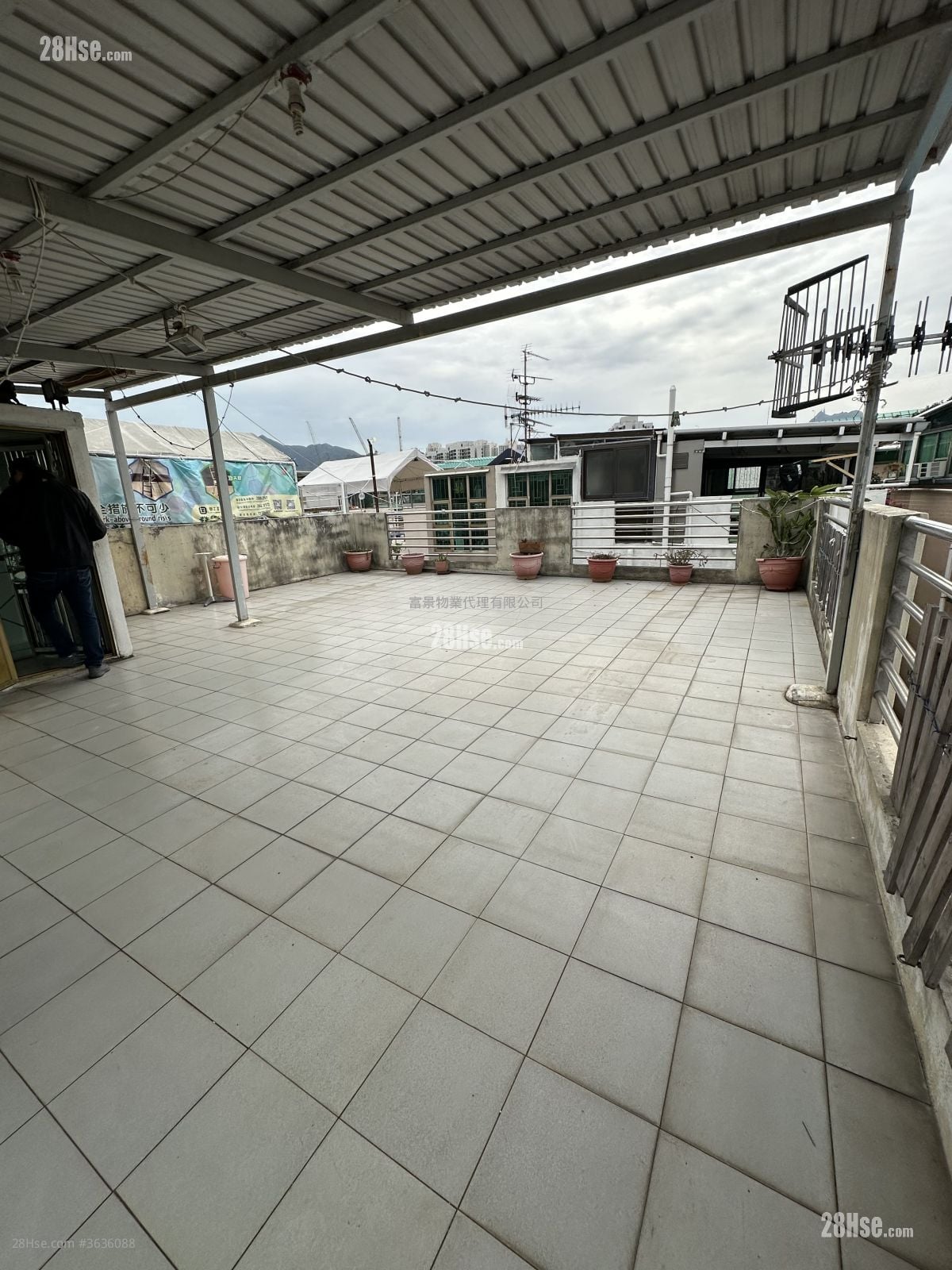 村屋 租盘 3 房 , 1 浴室 653 平方尺