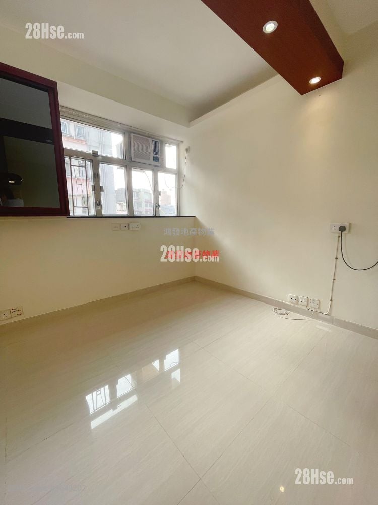 万和大厦 售盘 开放式间隔 182 平方尺