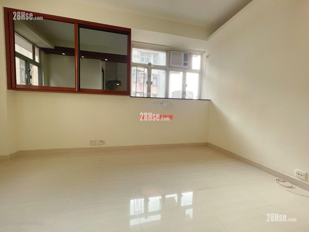 万和大厦 售盘 开放式间隔 182 平方尺