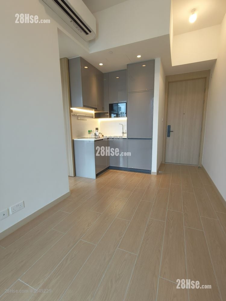 Flora Rental 2 Bedrooms , 1 Bathroom 393 ft²