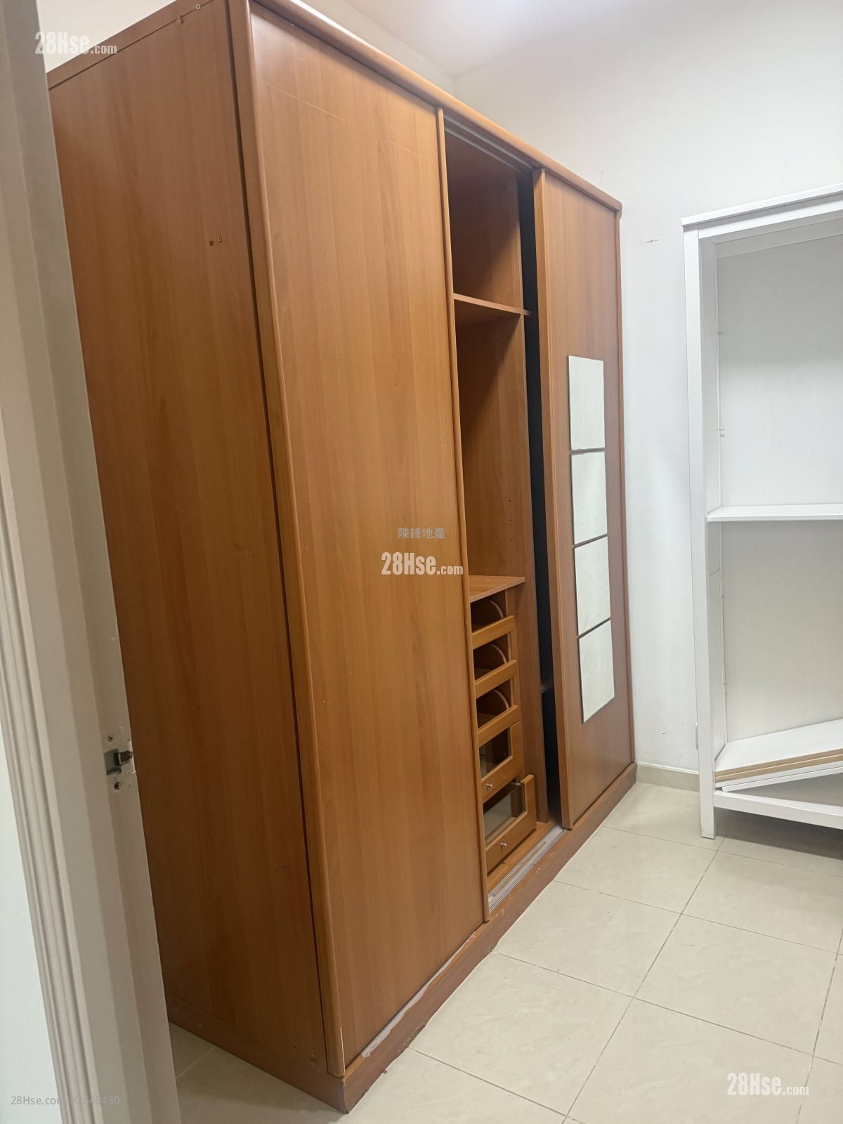 海都大厦 租盘 3 房 , 2 浴室 966 平方尺