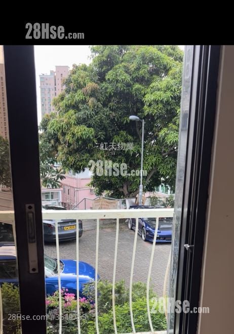 Ka Choi Lane Sell 2 Bedrooms , 1 Bathroom 600 ft²