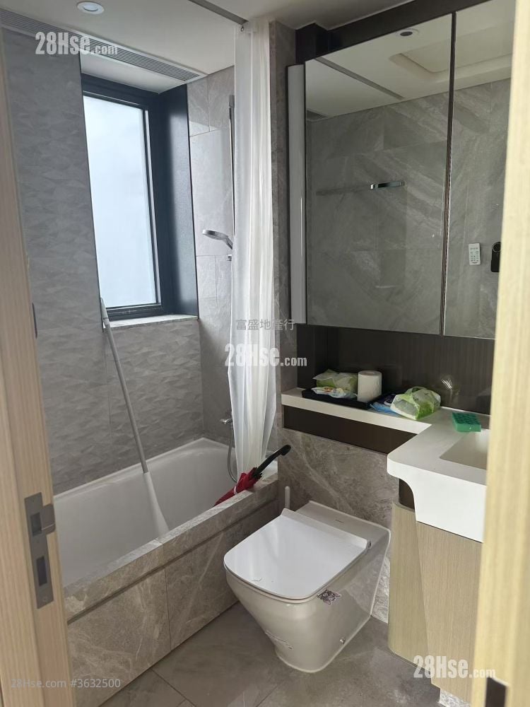 蔚蓝东岸 租盘 2 房 , 1 浴室 512 平方尺