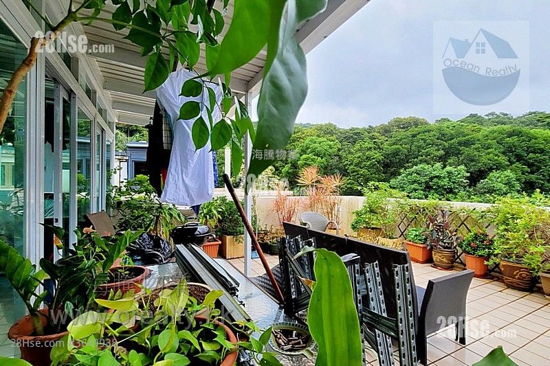 村屋 售盘 2 房 , 1 浴室 700 平方尺