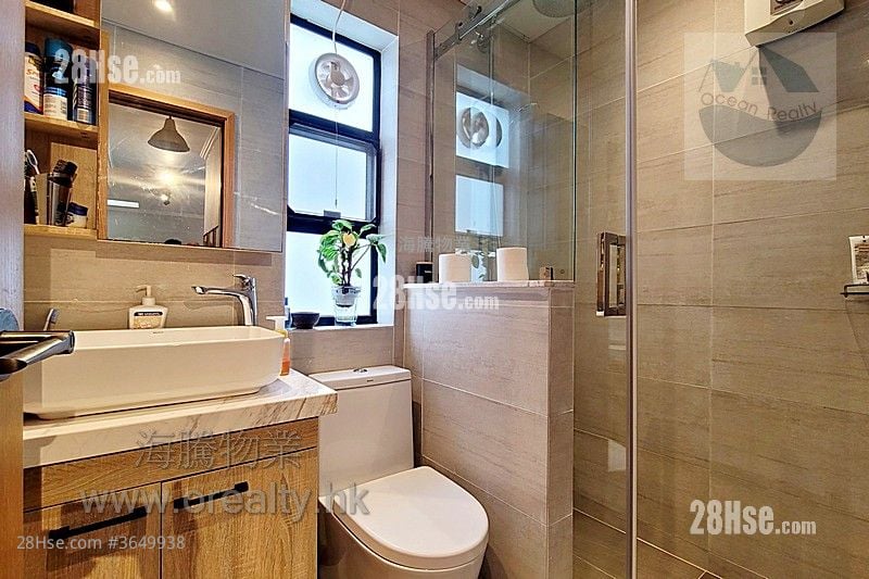 村屋 售盘 2 房 , 1 浴室 700 平方尺