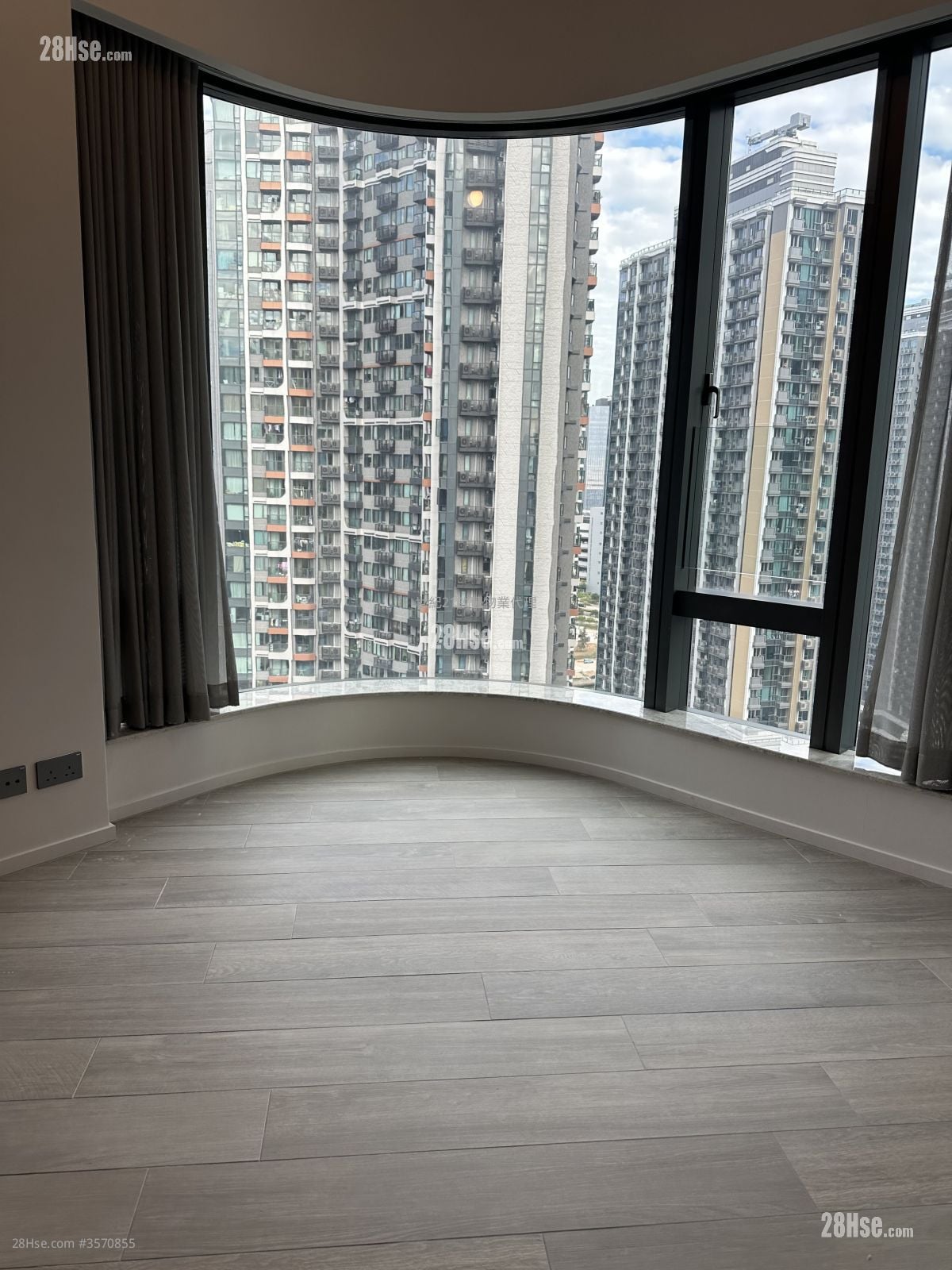 The Henley Rental 1 Bedroom , 1 Bathroom 380 ft²