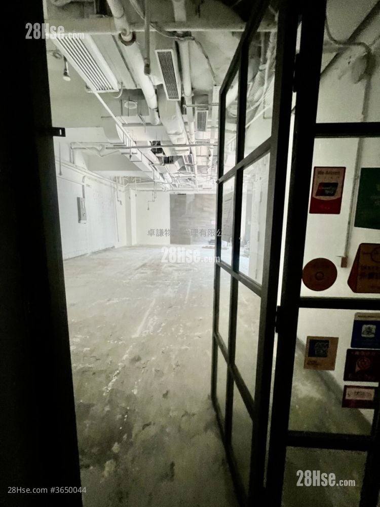 Le Diamant Rental 2 Toilets