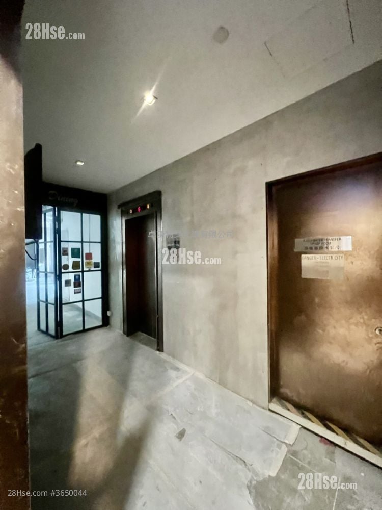 Le Diamant Rental 2 Toilets