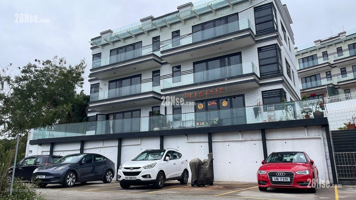 Nam Shan Village Rental 4 Bedrooms , 3 Bathrooms 1,950 ft²
