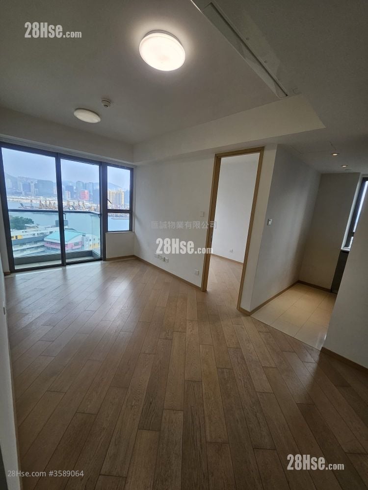 Upper East Sell 1 Bedroom , 1 Bathroom 309 ft²
