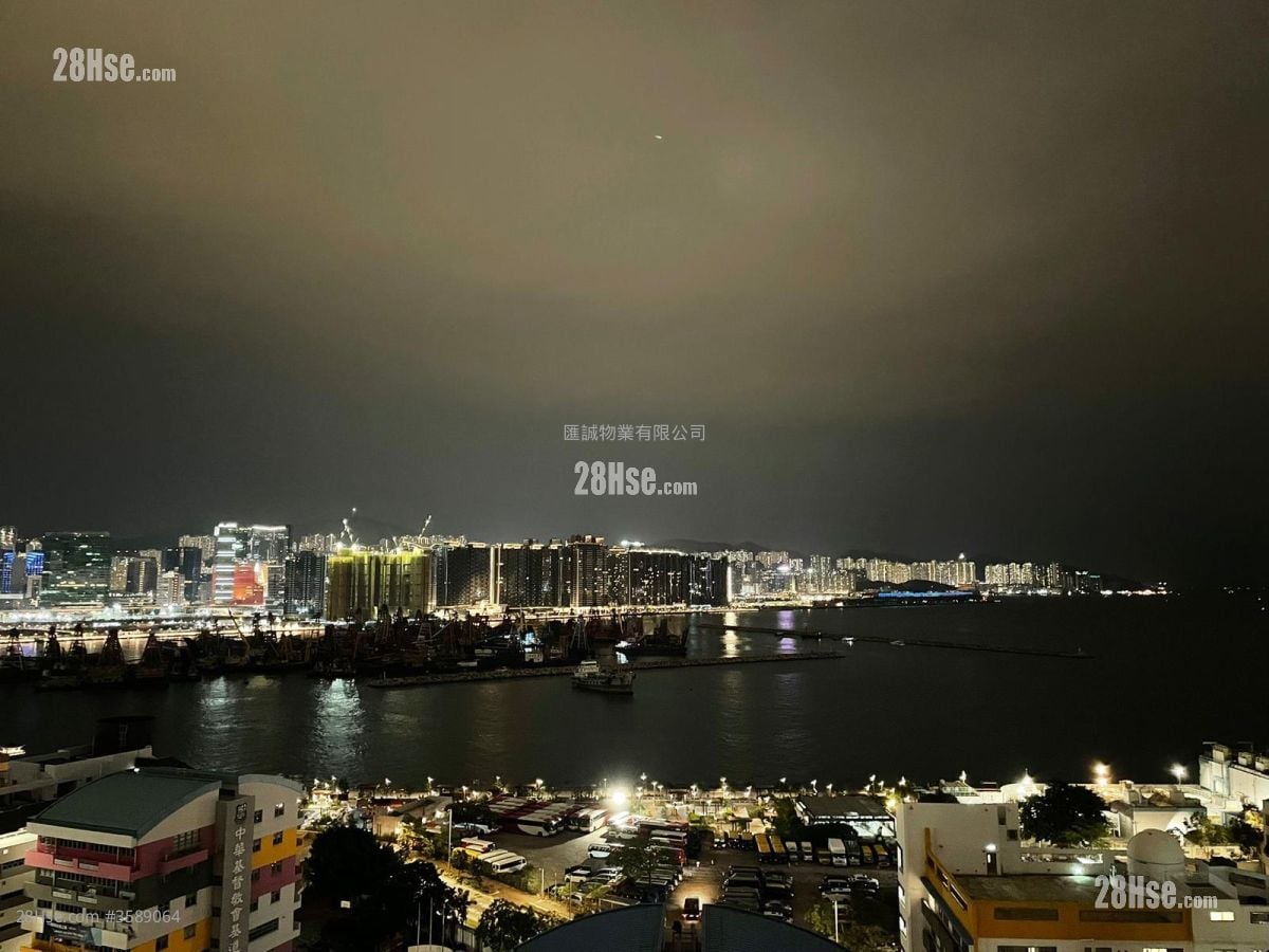 Upper East Sell 1 Bedroom , 1 Bathroom 309 ft²