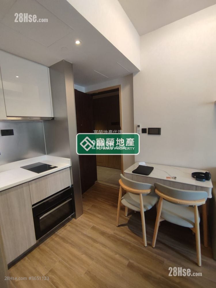 Bright Moon Rental 1 Bedroom , 1 Bathroom 283 ft²