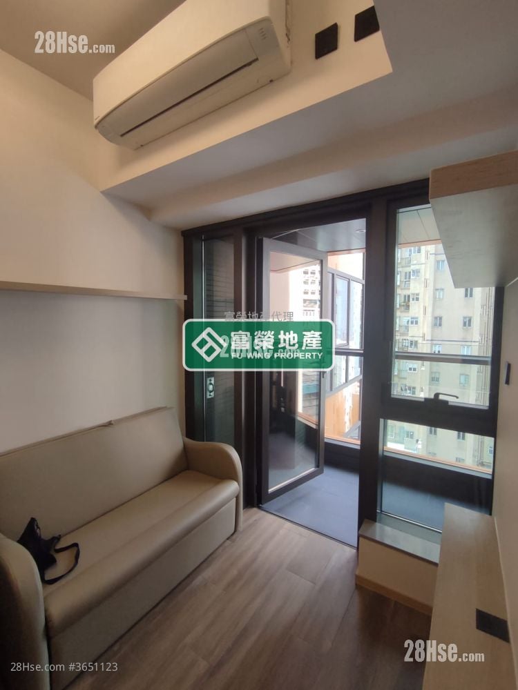 Bright Moon Rental 1 Bedroom , 1 Bathroom 283 ft²