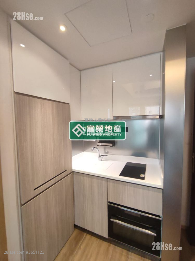 Bright Moon Rental 1 Bedroom , 1 Bathroom 283 ft²