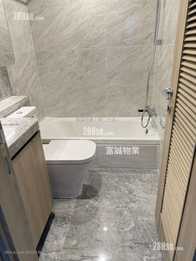 亲海駅 售盘 3 房 , 3 浴室 718 平方尺