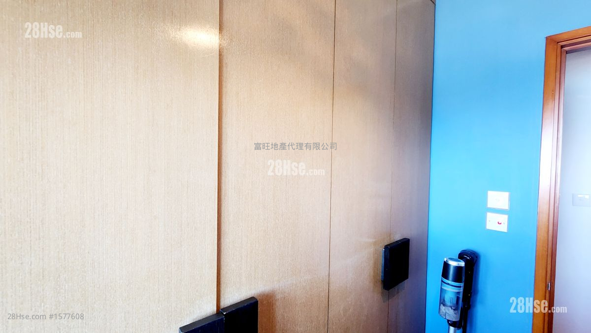 珀丽湾 售盘 4 房 , 2 浴室 837 平方尺