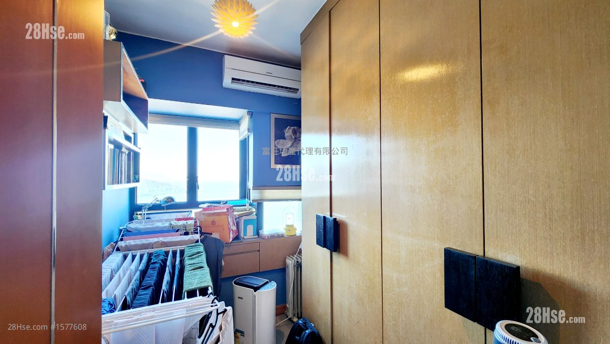 珀丽湾 售盘 4 房 , 2 浴室 837 平方尺