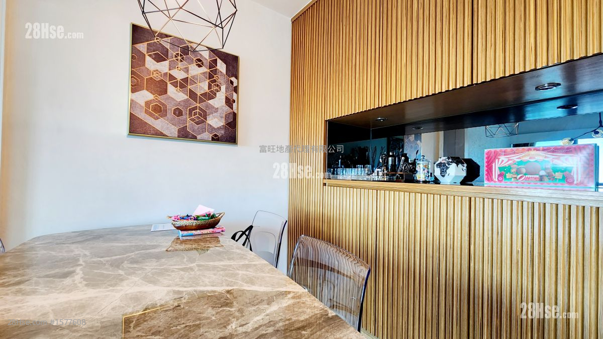 珀丽湾 售盘 4 房 , 2 浴室 837 平方尺