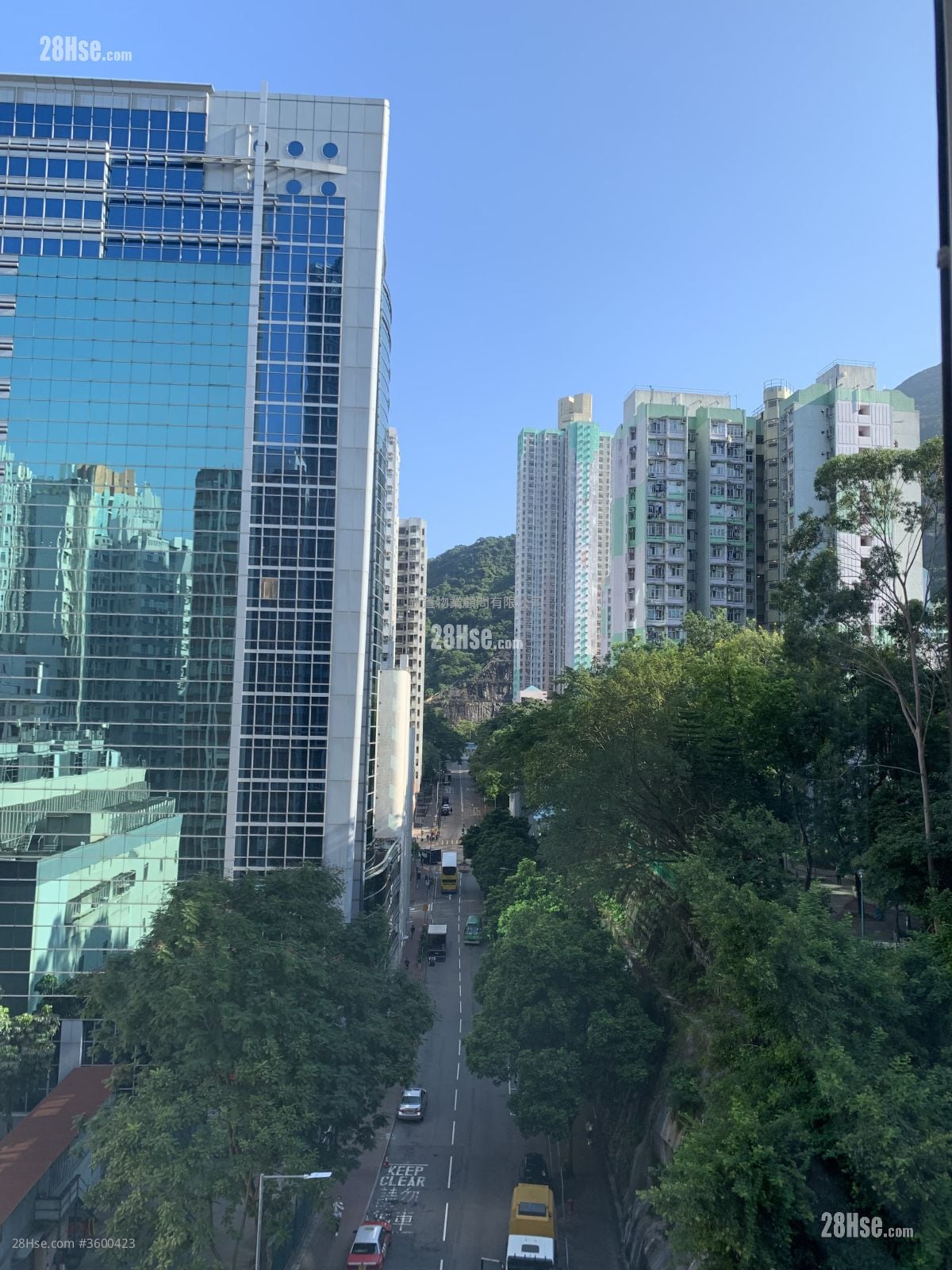 Sun Sing Centre Sell 2 Bedrooms , 1 Bathroom 293 ft²