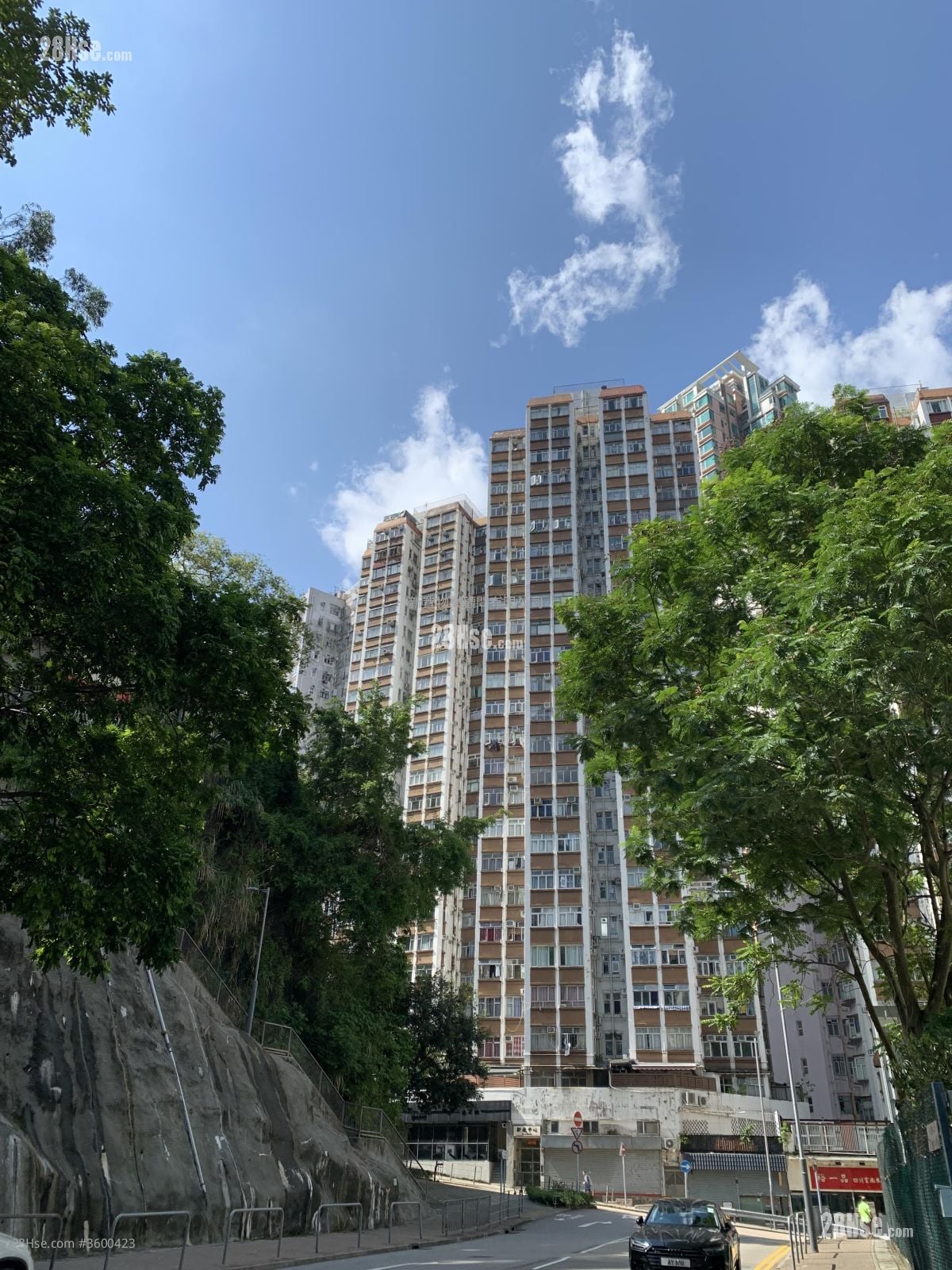 Sun Sing Centre Sell 2 Bedrooms , 1 Bathroom 293 ft²