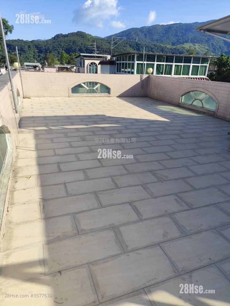 天台: 村屋 租盤 3 房 , 1 浴室